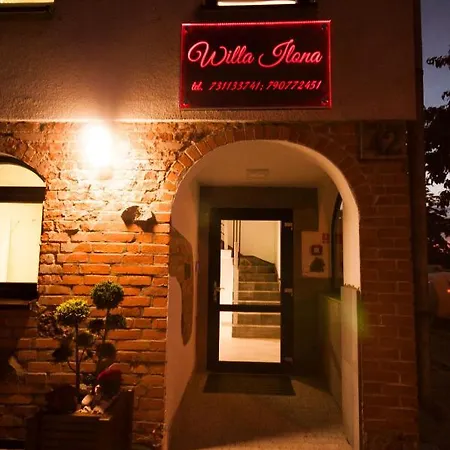 Appartement Ilona 1 *